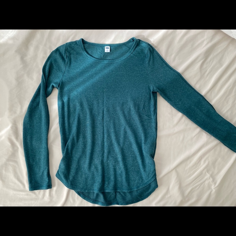 Old Navy Long Sleeve Tee